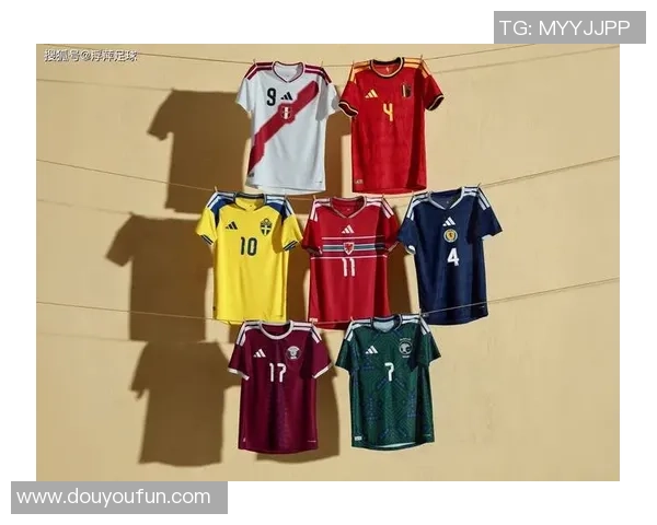 足球明星99号球衣的传奇故事与背后的荣耀时刻揭秘 足球明星99号球衣的传奇故事与背后的荣耀时刻揭秘