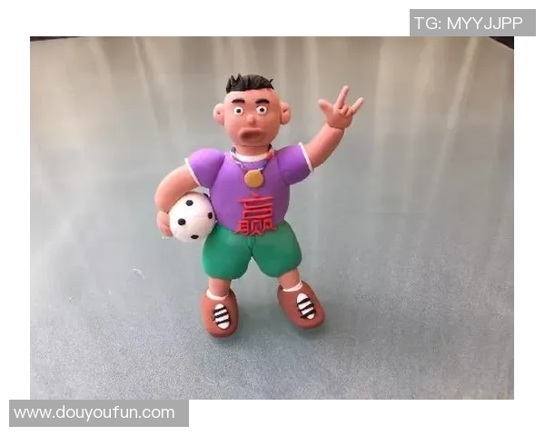 足球明星的创意粘土造型艺术展示与背后的故事分享 足球明星的创意粘土造型艺术展示与背后的故事分享