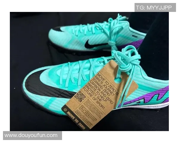 足球明星运动鞋的魅力与科技结合探索运动时尚新潮流 足球明星运动鞋的魅力与科技结合探索运动时尚新潮流