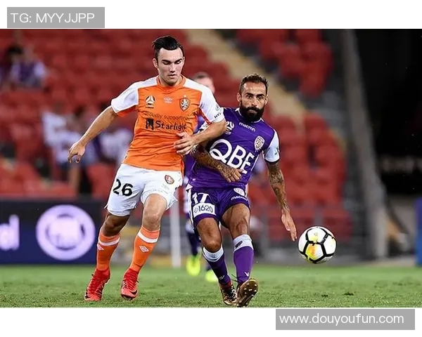 重庆羽毛球队边路渗透战术解析及其在比赛中的应用效果分析 重庆羽毛球队边路渗透战术解析及其在比赛中的应用效果分析