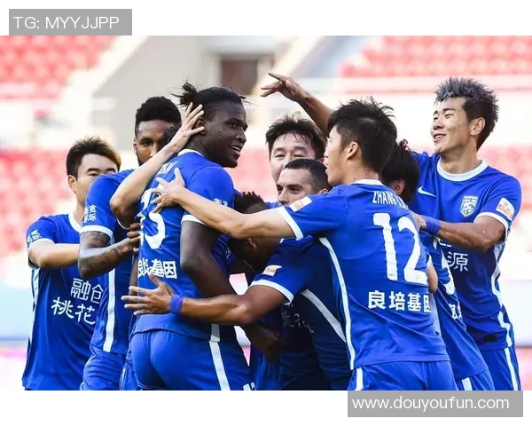 最新足球配合TOP10：武汉足球队领跑